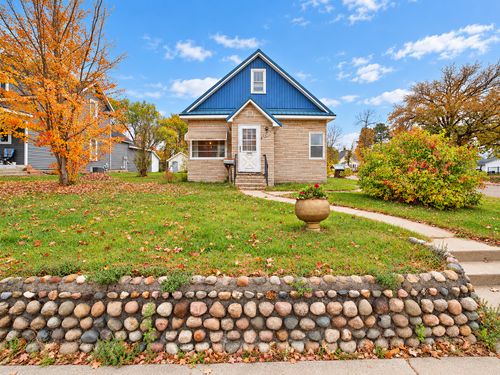503 6th St Se, Staples, MN, 56479-2725 | Card Image