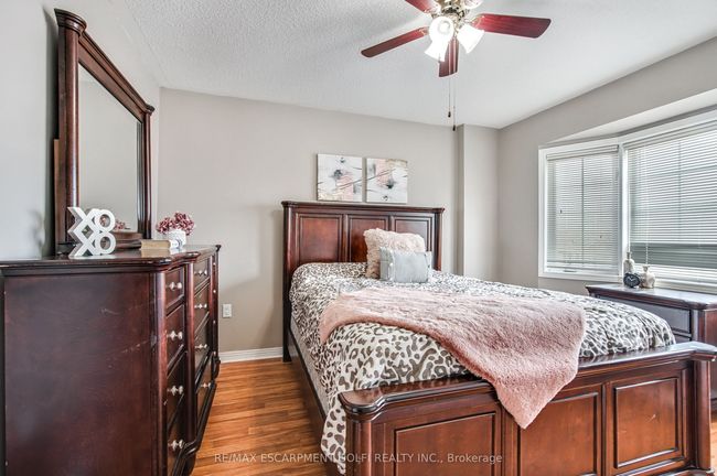 24 Diamond Crt, House other with 5 bedrooms, 3 bathrooms and 4 parking in Hamilton ON | Image 24