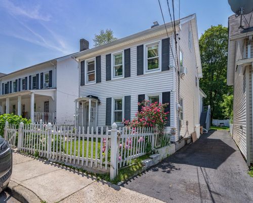 33 Ann St, Ossining, NY, 10562-3209 | Card Image