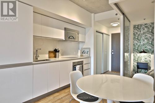 830-20 Minowan Miikan Lane, Toronto, ON, M6J0E5 | Card Image