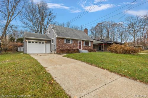 3416 Cooley Dr, Lansing, MI, 48911-1225 | Card Image