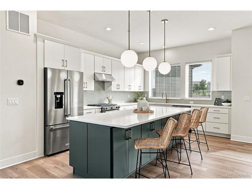 688 Belay St, Erie, CO, 80516-7075 | Card Image