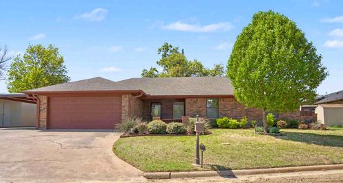 131 Cromeans St, Jacksboro, TX, 76458-1515 | Card Image