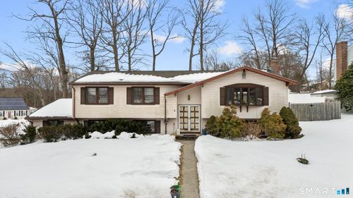 133 Stevenson Rd, Meriden, CT, 06451-4957 | Card Image