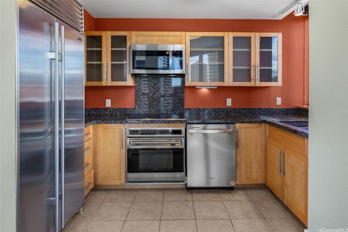 apt-1801-600 Queen St, Honolulu, HI, 96813-5148 | Card Image