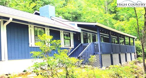 1157 Pine Ridge Rd, Beech Mountain, NC, 28604-8893 | Card Image