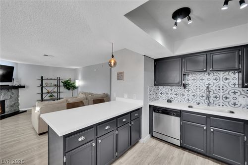 202-7937 Diamond Rock Way, Las Vegas, NV, 89128-4118 | Card Image