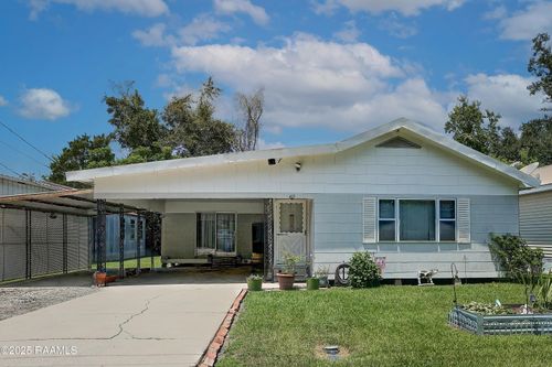 415 Grey Eagle No 1 Rd, Jeanerette, LA, 70544-8310 | Card Image