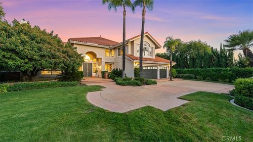 2162 Euclid Cres W, Upland, CA, 91784 | Card Image