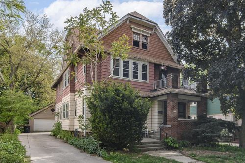 6223-6221 W Lloyd Street, Wauwatosa, WI, 53213 | Card Image