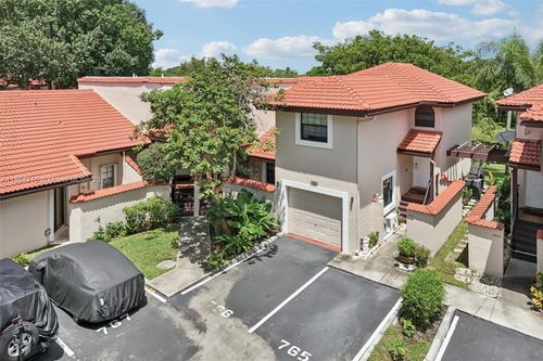 9103 W Sunrise Blvd, Plantation, FL, 33322-5220 | Card Image