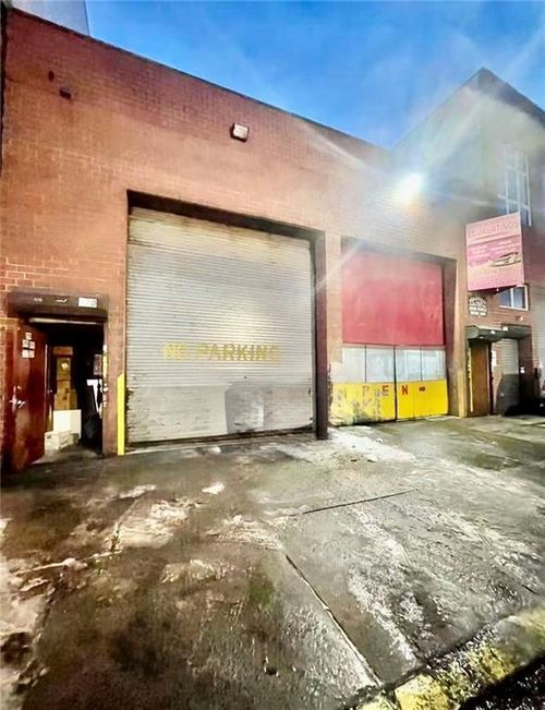 270 52nd St, Brooklyn, NY, 11220-1715 | Card Image