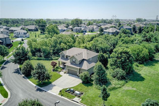25005 W 85 Th Ter, House other with 4 bedrooms, 5 bathrooms and null parking in Lenexa KS | Image 23