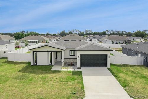 10281 Se 67th Ter, Belleview, FL, 34420-9352 | Card Image