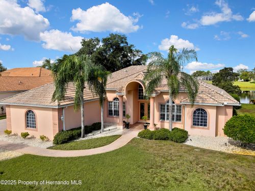 9231 Mississippi Run, Weeki Wachee, FL, 34613-8215 | Card Image