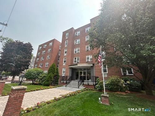 5v-39 Glenbrook Road, Stamford, CT, 06902 | Card Image