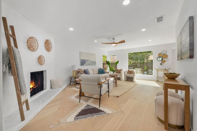 1657 Chippeway Ln, House other with 3 bedrooms, 2 bathrooms and 4 parking in Austin TX | Image 4