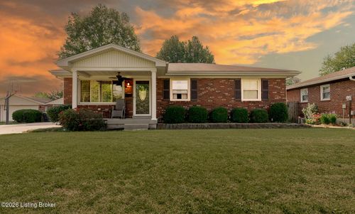5409 Matterhorn Dr, Louisville, KY, 40216-1324 | Card Image