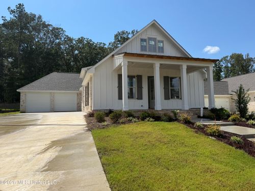 516 Fusion St, Brandon, MS, 39042-1106 | Card Image