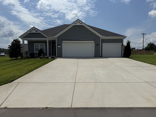 26 Mimosa Dr, Decherd, TN, 37324-2404 | Card Image