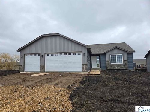 318 Falcon Run, Eagle Lake, MN, 56024-1229 | Card Image