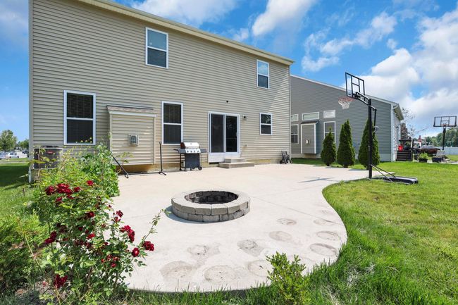 8601 Crooked Maple Dr, House other with 3 bedrooms, 3 bathrooms and null parking in Blacklick OH | Image 27
