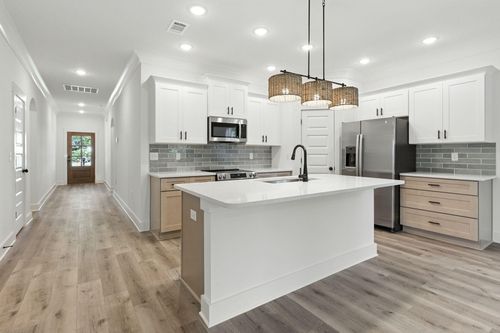 4198 Ida Coon Cir, Niceville, FL, 32578-4543 | Card Image