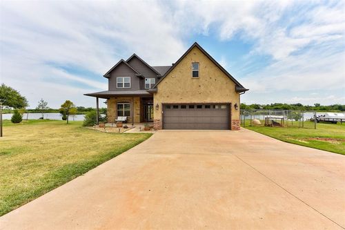 9308 Lake Drive, Piedmont, OK, 73078 | Card Image