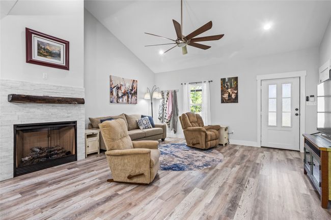 1685 Fleming Rd, House other with 3 bedrooms, 2 bathrooms and null parking in Bells TX | Image 12