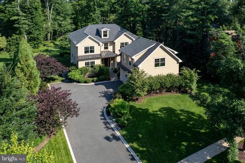 536 Prospect Ave, Princeton, NJ, 08540-4033 | Card Image