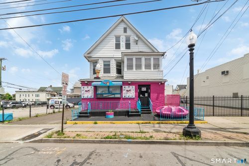 714 B Madison Avenue, Bridgeport, CT, 06606 | Card Image