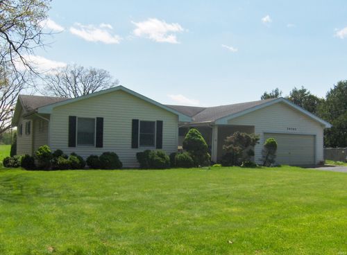 30262 County Road 26, Elkhart, IN, 46517-9790 | Card Image