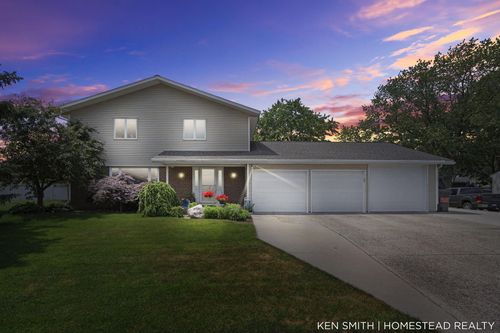 3633 Mohave Dr Sw, Grandville, MI, 49418-1742 | Card Image