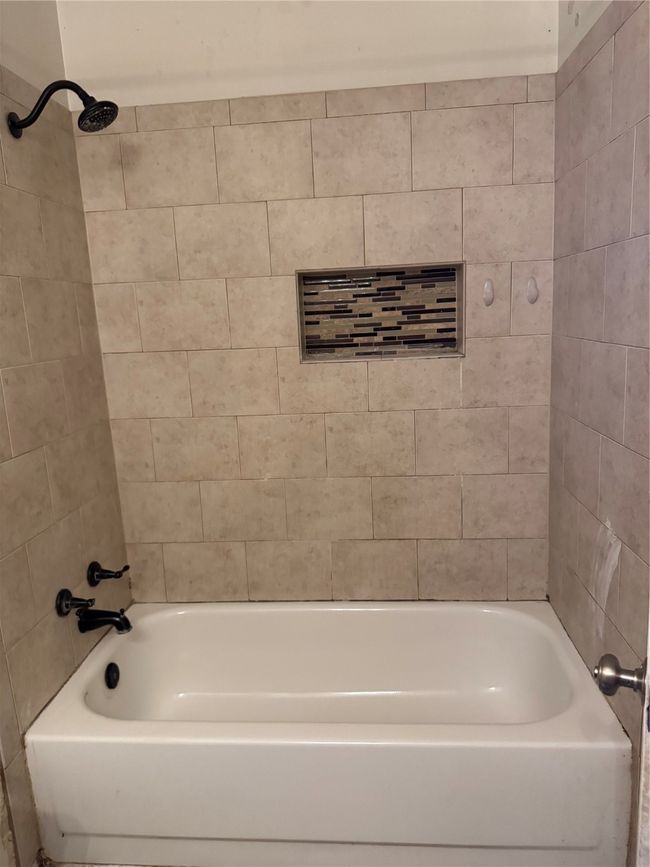 819 Wateka Way, House other with 3 bedrooms, 2 bathrooms and null parking in Richardson TX | Image 16