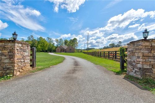 2315 Lumpkin Campground Road S, dawsonville, GA, 30534 | Card Image