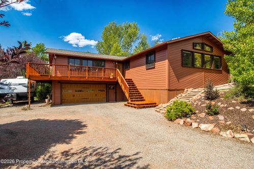 35 Deer Park Ct, Glenwood Springs, CO, 81601-9221 | Card Image