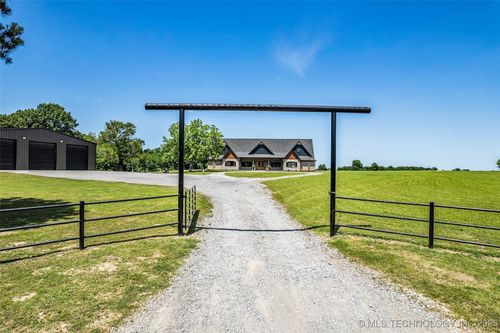 35795 E 231st St S, Porter, OK, 74454-5733 | Card Image