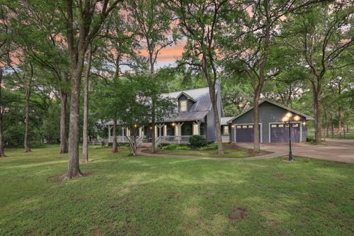 323 Colorado Dr, Cedar Creek, TX, 78612-3487 | Card Image