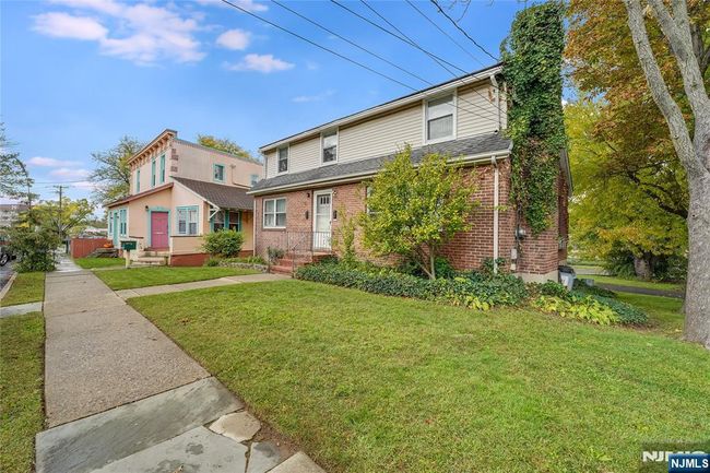10 5 Th St, Home with 4 bedrooms, 2 bathrooms and null parking in Ridgefield Park NJ | Image 28