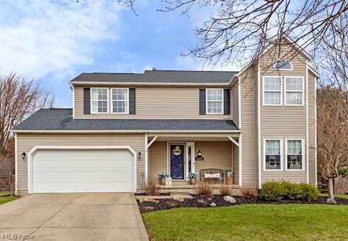 935 Yorktown Dr, Medina, OH, 44256-4606 | Card Image