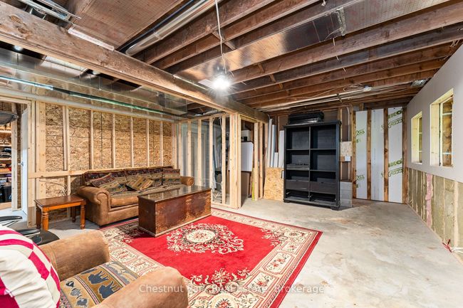 1037 Skeleton Lake 3 Rd, House other with 3 bedrooms, 2 bathrooms and 8 parking in Utterson ON | Image 17