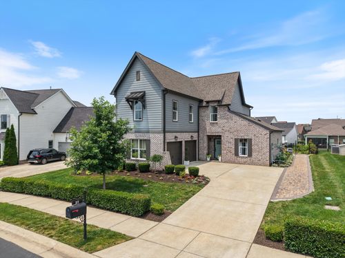 27 Yearling Way, Mt Juliet, TN, 37122-4631 | Card Image