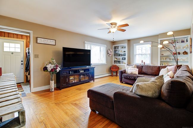 63 Parent Hill Rd, House other with 4 bedrooms, 3 bathrooms and 4 parking in Moosup CT | Image 14