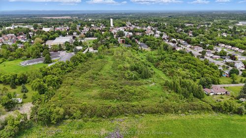 o Union Street W, Champlain, ON, K0B1R0 | Card Image