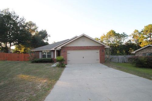 149 Strike Eagle Dr, Crestview, FL, 32536-2240 | Card Image