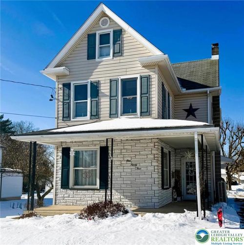 194 N 7th St, Lehightn Boro, PA, 18235-1202 | Card Image