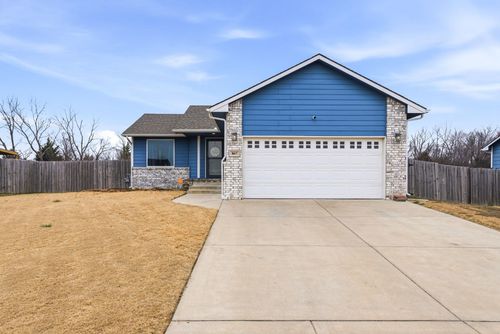 867 S Cattail Cir, Haysville, KS, 67060-2166 | Card Image