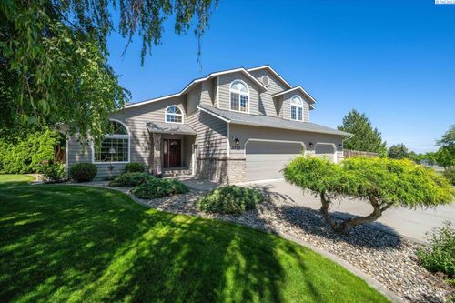 1712 S Arthur St, Kennewick, WA, 99338-1811 | Card Image