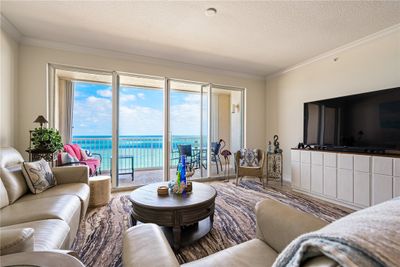 903A - 4160 N Highway A1a, Home with 3 bedrooms, 2 bathrooms and null parking in Hutchinson Island FL | Image 3