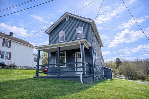 242 Dickens St, Latrobe, PA, 15650-5323 | Card Image